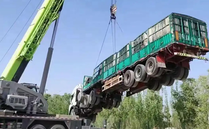 杨凌示范区道路脱困救援案例